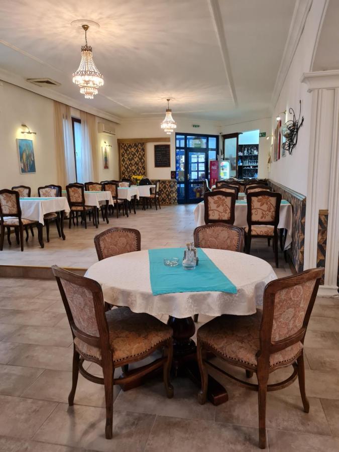 Hotel Ugostiteljski Objekat Karibo Sombor Exteriér fotografie