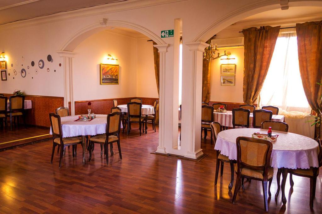 Hotel Ugostiteljski Objekat Karibo Sombor Exteriér fotografie
